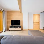 Germain Chalet *